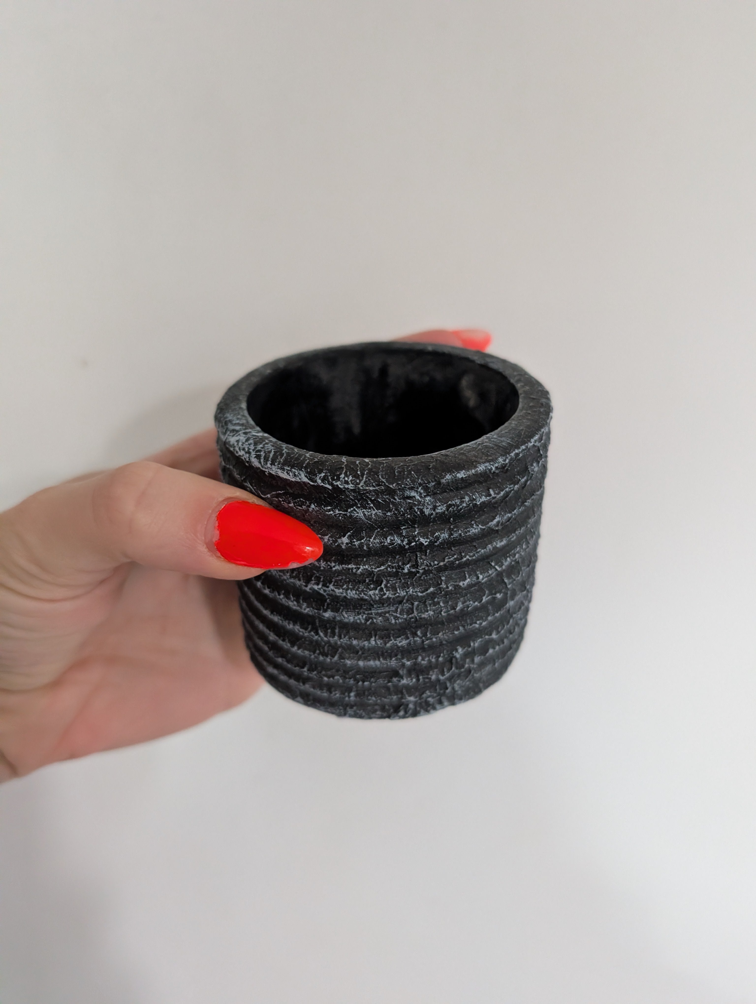 6cm Ribbed Concrete Planter