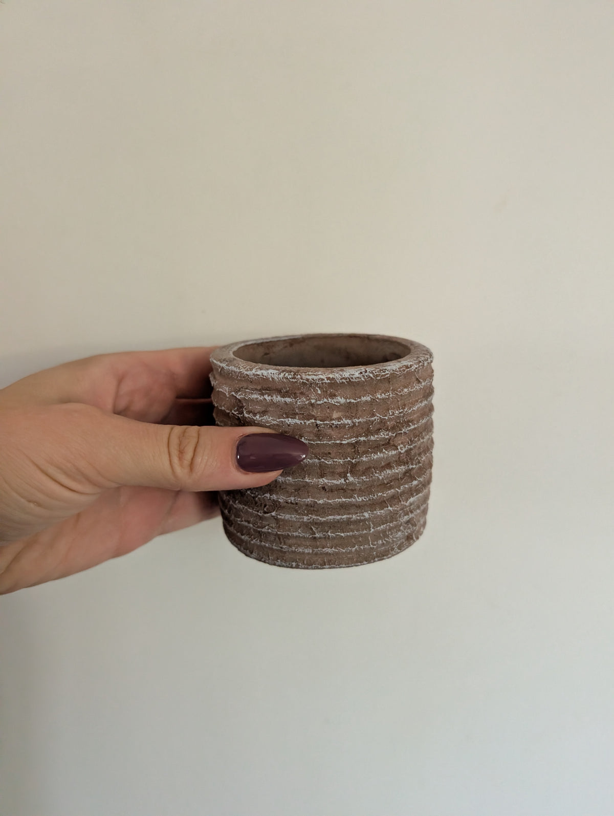 6cm brown concrete planter